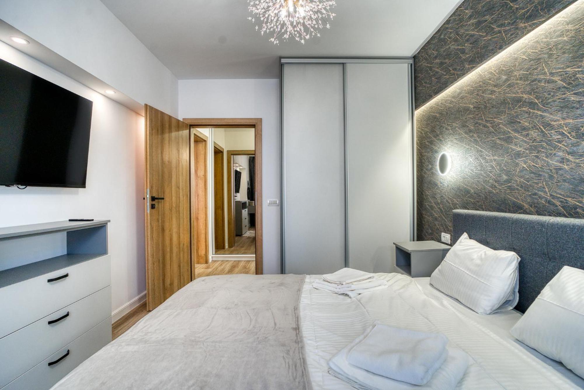 City Chic Retreat: Newly Renovated 1Br Apartment Bucureşti Eksteriør bilde